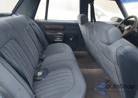 1990 Chevrolet Caprice Classic z USA, uszkodzony, nr VIN 1G1BN54EXLR104808